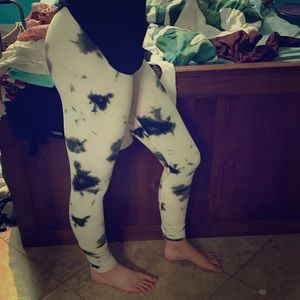 XS Rue21 Black and White Leggings